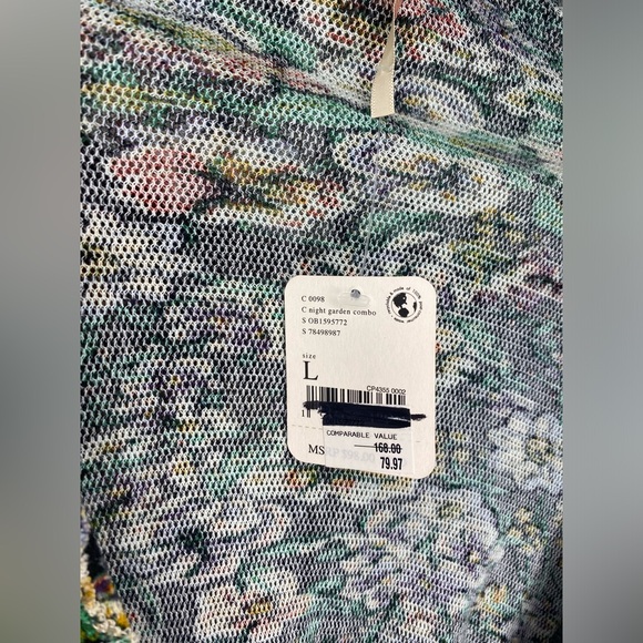 NWT Free People Rudi Ruffle Top size Large - Picture 4 of 8